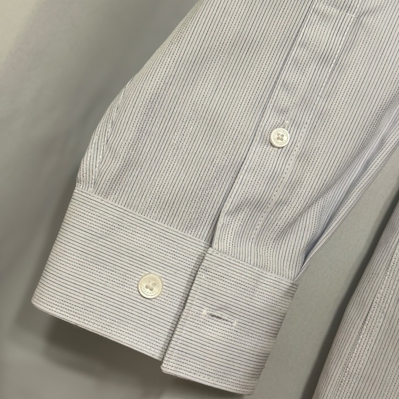 Calvin Klein Non-Iron Shirt M - Ballad Blue Delicate Stripe w/ Original Tags - Picture 4 of 11